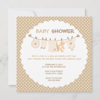 Beige Baby Clothes Line Shower Invitations Kaart
