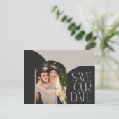 Beige Black Chic Modern Arch Photo Wedding Briefkaart (Staand voorkant)