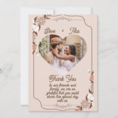 beige bloemrijke elegante eenvoudige moderne weduw bedankkaart (Voorkant)