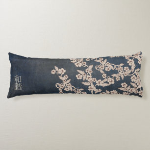 Beige bloesems blauw getextureerd "Unison" Lichaamskussen