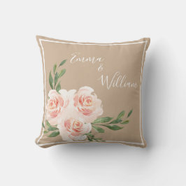 Beige Blush Floral Romantic Names Script Weddensch Kussen