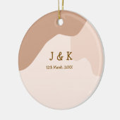Beige boho curvy orange wedding name date keramisch ornament (Links)