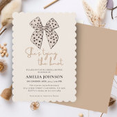 Beige boog Ze is Tying the Knot Vrijgezellenfeest Kaart