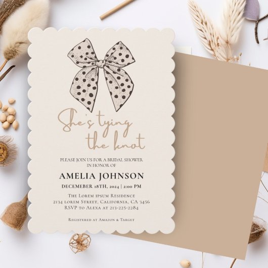 Beige boog Ze is Tying the Knot Vrijgezellenfeest Kaart