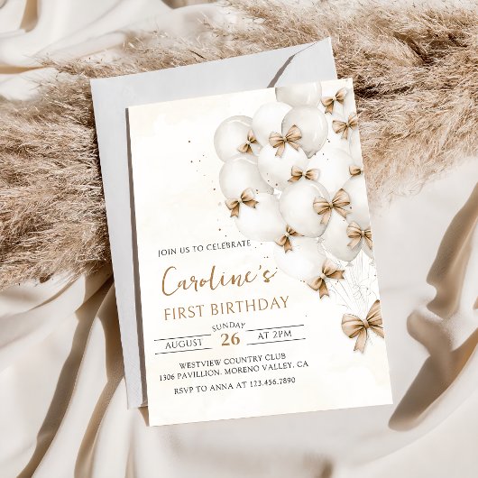 Beige Bows Balloons Verjaardagsuitnodiging Kaart