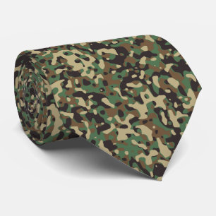 Beige, bruin, groen, camouflagepatroon in boslandg stropdas