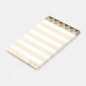 Beige buisvormige piramide en strips post-it® notes (Schuin)