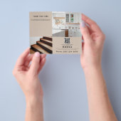 Beige Business 2 Promotiefoto QR Code Flyer (Hand)