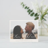 Beige Calligrafie Foto Opslaan Datum bekendmaking Aankondigingskaart (Staand voorkant)