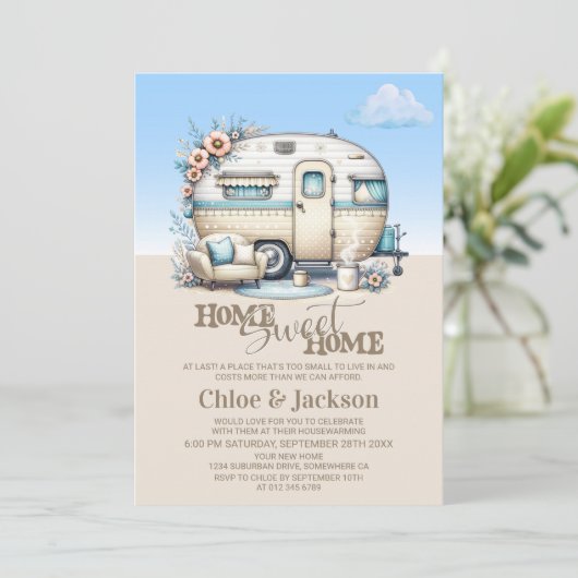 Beige Caravan Funny Housewarming Party Kaart (Staand voorkant)