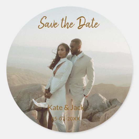 BEIGE CLASSIC ELEGANT PAAR QR SAVE THE DATE RONDE STICKER (Voorkant)