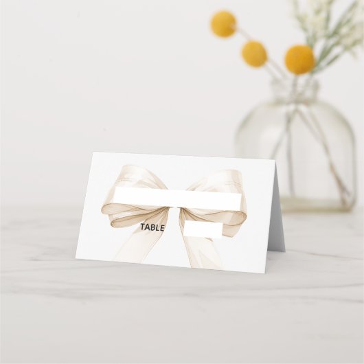 Beige cream Bow Place Cards Elegant Folded Plaatskaartje (Voorkant)