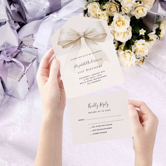 Beige crème boog verjaardagsfeest rsvp all in one uitnodiging