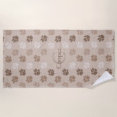 Beige Dog Paws met naam en monogram Strandlaken (Voorkant)
