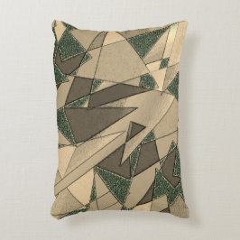 Beige driehoekige snede op de donkergroene achterg accent kussen
