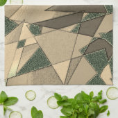 Beige driehoekige snede op de donkergroene achterg theedoek (Gevouwen)