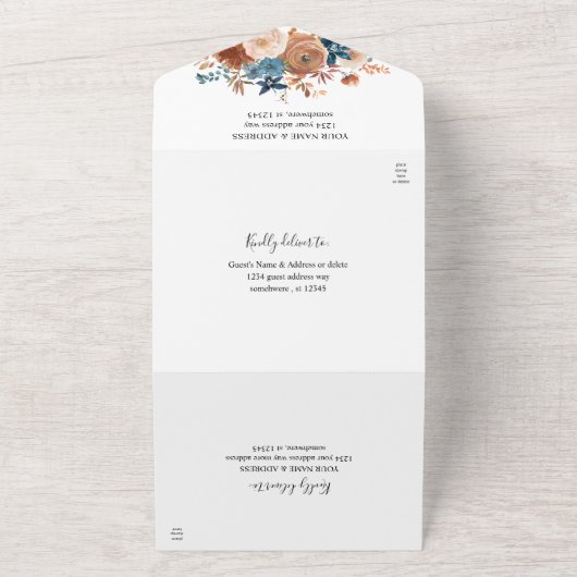 Beige & Dusty Blue Floral Wedding All In One Uitnodiging (Buitenkant)