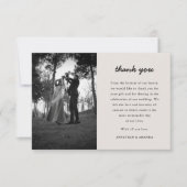 Beige eenvoudige minimalistische foto bruiloft bedankkaart (Voorkant)
