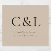 Beige Elegante Minimalistische Bruiloft Monogram Bier Etiket (Enkel label)
