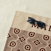 Beige en bruine geometrische vormen strandlaken (In situ)