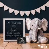 beige en grijs Minimalistische zwangerschapsaankon Kaart