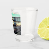 Beige en Maroon trein Shot Glas (Rechts)