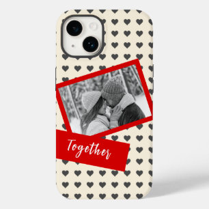 Beige en Rode Heartfelt Gift Couple Romance Case-Mate iPhone 14 Hoesje