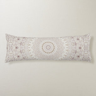 Beige en Taupe Mandala Patroonontwerp Lichaamskussen
