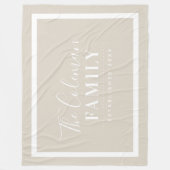 Beige en witte moderne boerderij familie Monogram Fleece Deken (Voorkant)