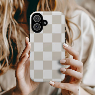 Beige en witte retro ruit iPhone 16 hoesje
