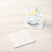 Beige en witte vijf strips kartonnen onderzetters (Insitu)