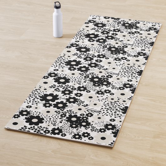 Beige en zwarte bloemen yogamat (In situ)