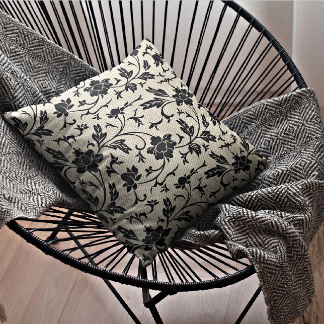 Beige en Zwarte Floral | Decoratief Sierkussen (Creator heeft geüpload)