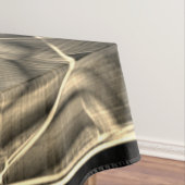 Beige gebogen linten, contrasterend met ingegravee tafelkleed (Voorbeeld)