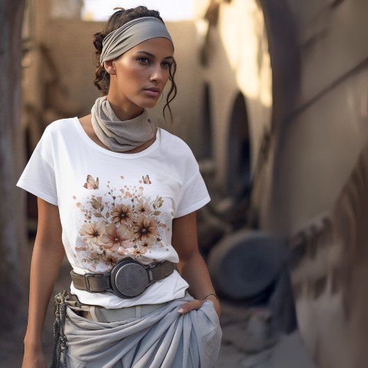 Beige getinte bloem en vlinder T-shirt