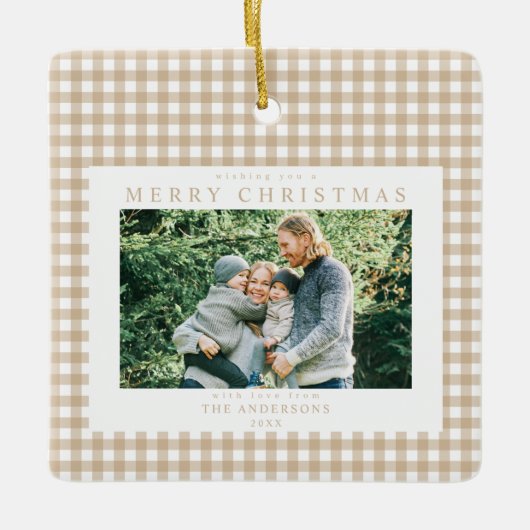 Beige Gingham Kerstfoto Keramisch Ornament (Voorkant)