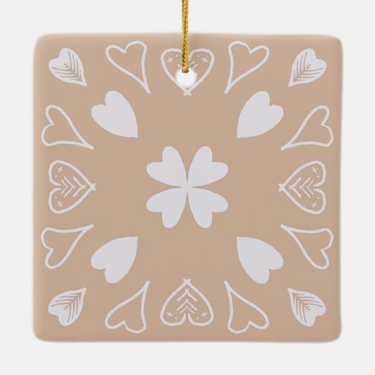 Beige Heart Folk Art Pattern-kerstboom Keramisch Ornament (Achterkant)