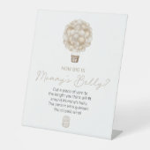 Beige hete luchtballon Hoe groot is mama's buik Reclamebord Met Voetstuk (Voorkant)