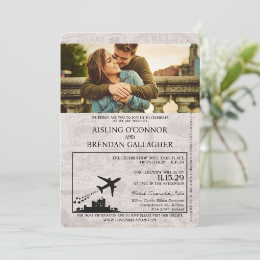 Beige Ireland Passport Wedding Invitation Kaart (Staand voorkant)