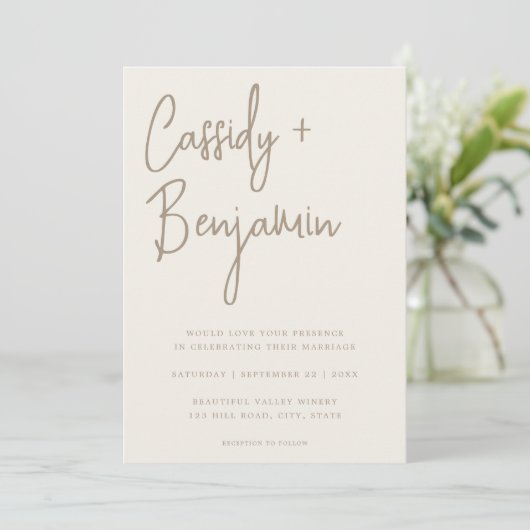 Beige Ivory Script Minimalist Modern Wedding Kaart (Staand voorkant)