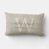 Beige Linnen Grijs Ivoor Monogram Trouwherinnering Kussen (Achterkant)