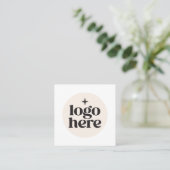 Beige Logo QR Code Sociale Media Vierkante Visitekaartje (Staand voorkant)