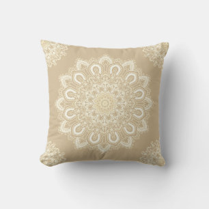 Beige Mandala Pattern Decorative Buitenkussen