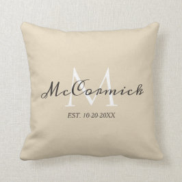 Beige Manuscript Monogram Familie Gepersonaliseerd Kussen
