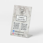 Beige marmer reclamebord met voetstuk (Voorkant)