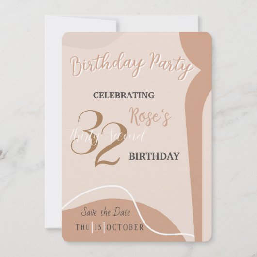 Beige minimalist en Elegant Birthday Invitation Kaart (Voorkant)