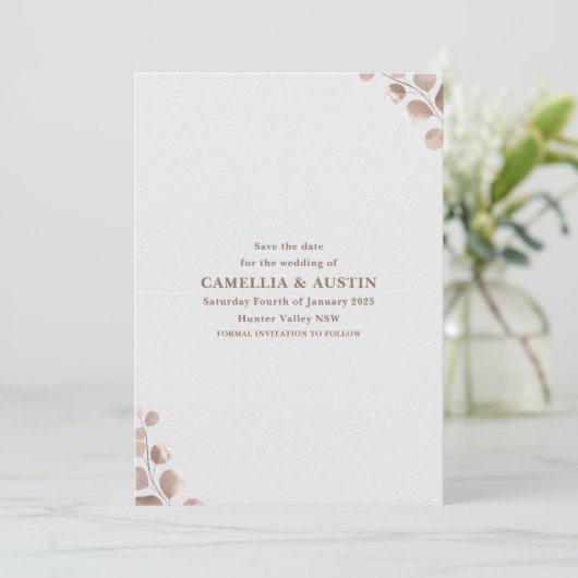 Beige Minimalist Wedding Invitation Kaart (Staand voorkant)