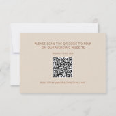 Beige Minimalist Wedding RSVP QR Code Kaart Notitiekaartje (Achterkant)