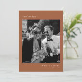 Beige Minimalistische Elegante Foto Save the date Kaart (Staand voorkant)