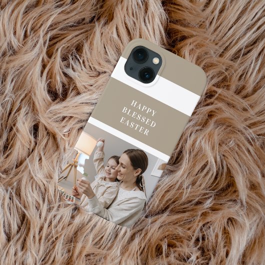 Beige Modern Familie Foto | Gelukkig Gezegende Pas iPhone Hoesje